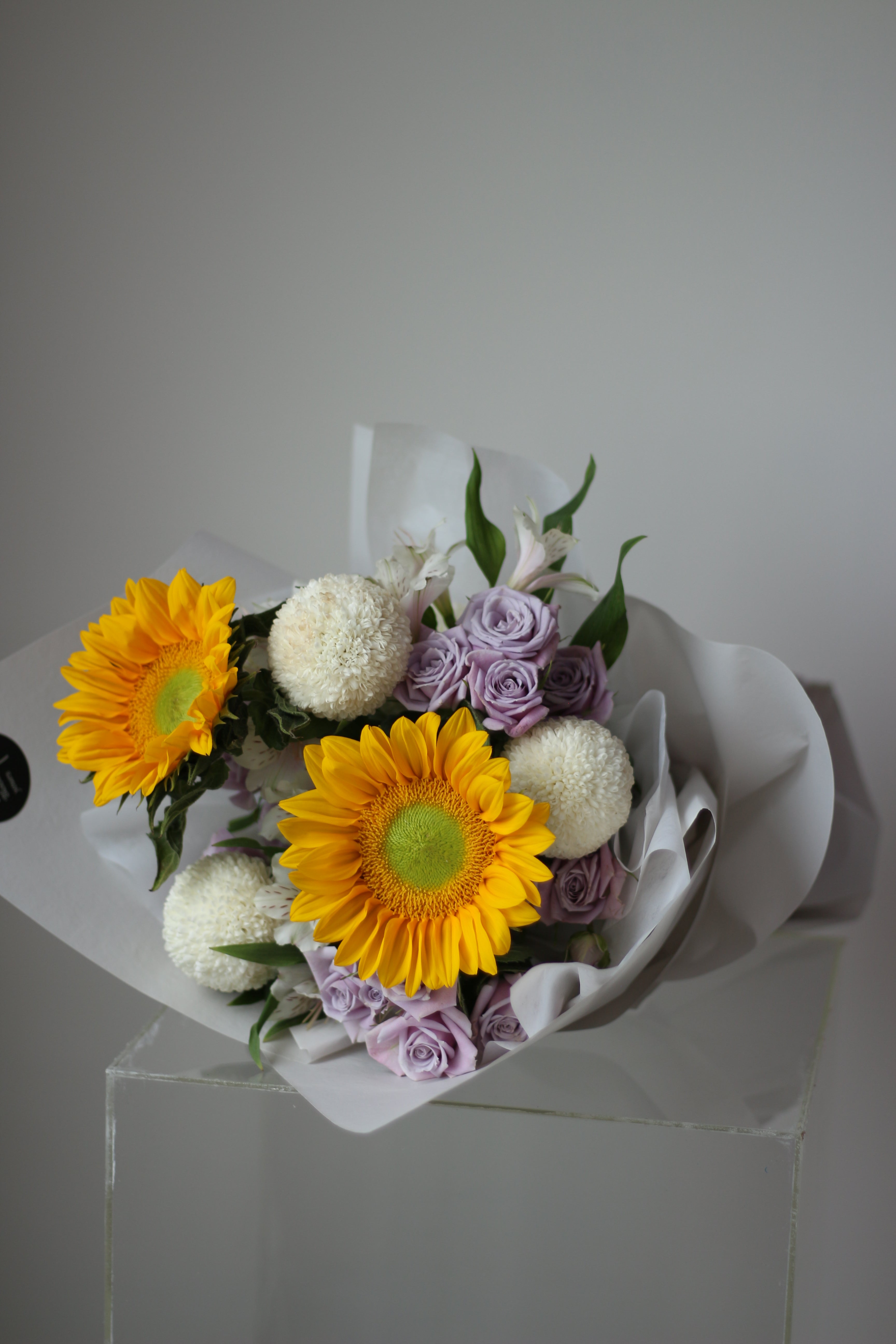 Celebrating Graduation Milestones with Flowers